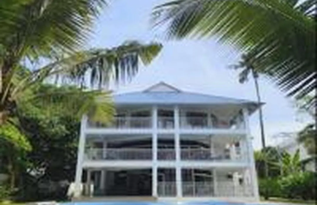 Villa Sasha By Elixir Cliff-1